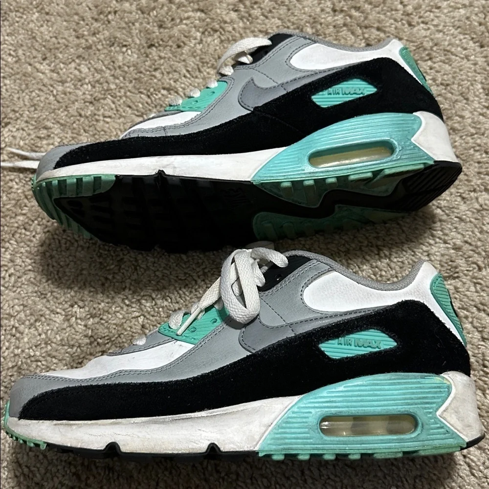 Nike Air Max 90 'Hyper Turquoise' 7y